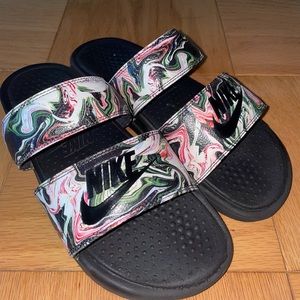 *BUNDLE* Nike Slides Size 9